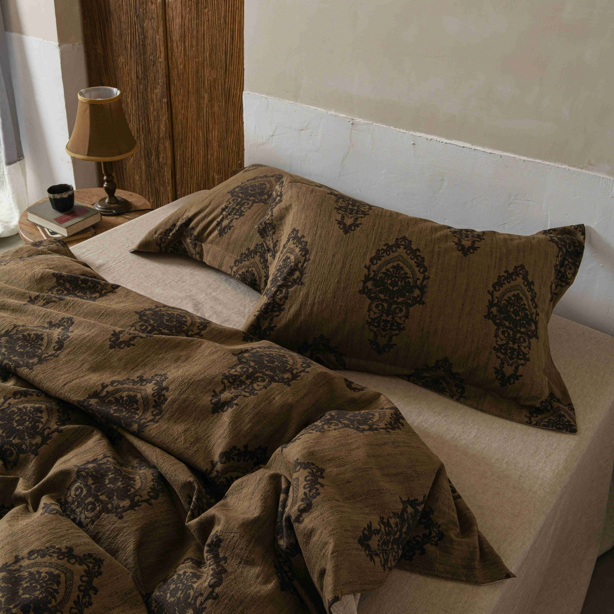 91家纺网 家纺一手货源 找家纺 简家居 2025新款高端轻奢亚麻棉四件套 日落-熔金