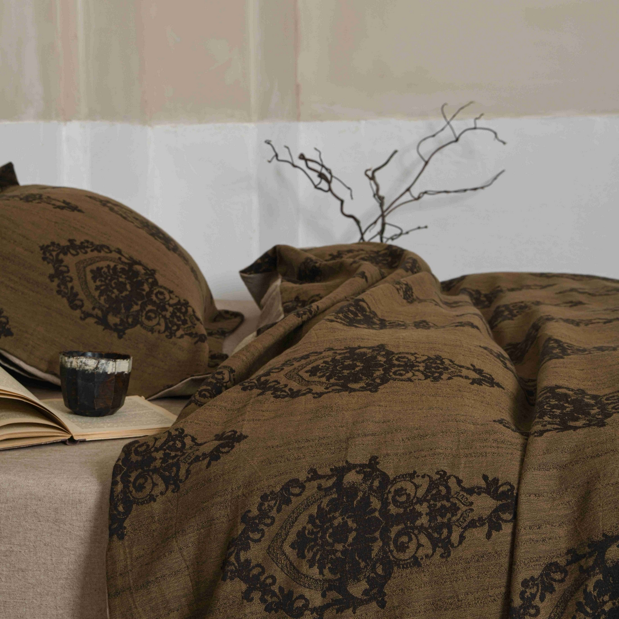 91家纺网 家纺一手货源 找家纺 简家居 2025新款高端轻奢亚麻棉四件套 日落-熔金