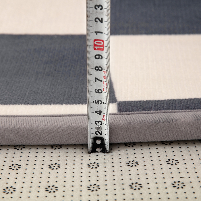 91家纺网 家纺一手货源 找家纺 北辰 2024新款印花绒地垫床边垫床垫褥子打地铺神器客厅地垫可定制 方格熊猫蓝灰