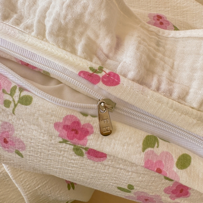 91家纺网 家纺一手货源 找家纺 繁花家居 2025新款云感棉提花学生季超温柔小花边四件套 可可西里