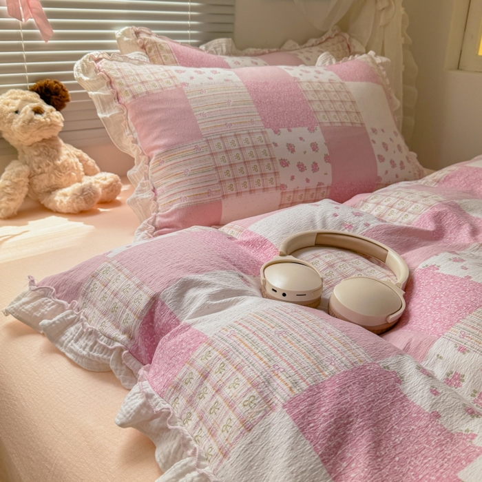 91家纺网 家纺一手货源 找家纺 繁花家居 2025新款云感棉提花学生季超温柔小花边四件套 克拉之恋