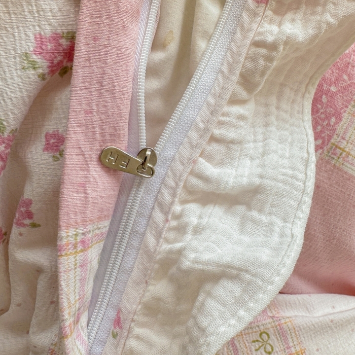 91家纺网 家纺一手货源 找家纺 繁花家居 2025新款云感棉提花学生季超温柔小花边四件套 克拉之恋