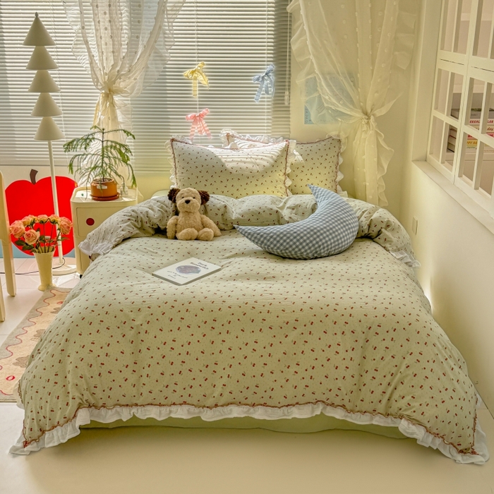 91家纺网 家纺一手货源 找家纺 繁花家居 2025新款云感棉提花学生季超温柔小花边四件套 青樱