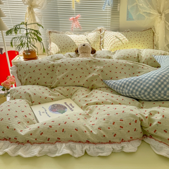 91家纺网 家纺一手货源 找家纺 繁花家居 2025新款云感棉提花学生季超温柔小花边四件套 青樱