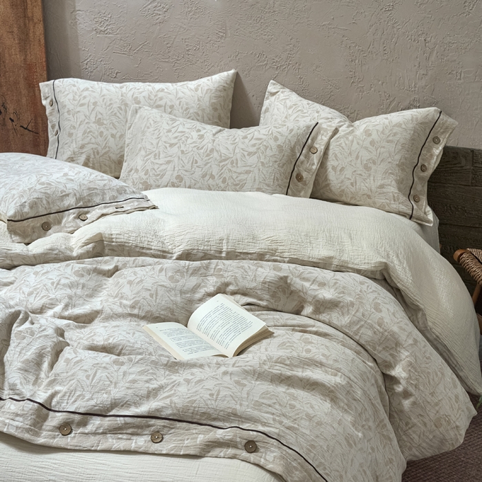 91家纺网 家纺一手货源 找家纺 春皖家纺 2025新款棉麻大提花双层纱系列四件套-纽扣款 赫素