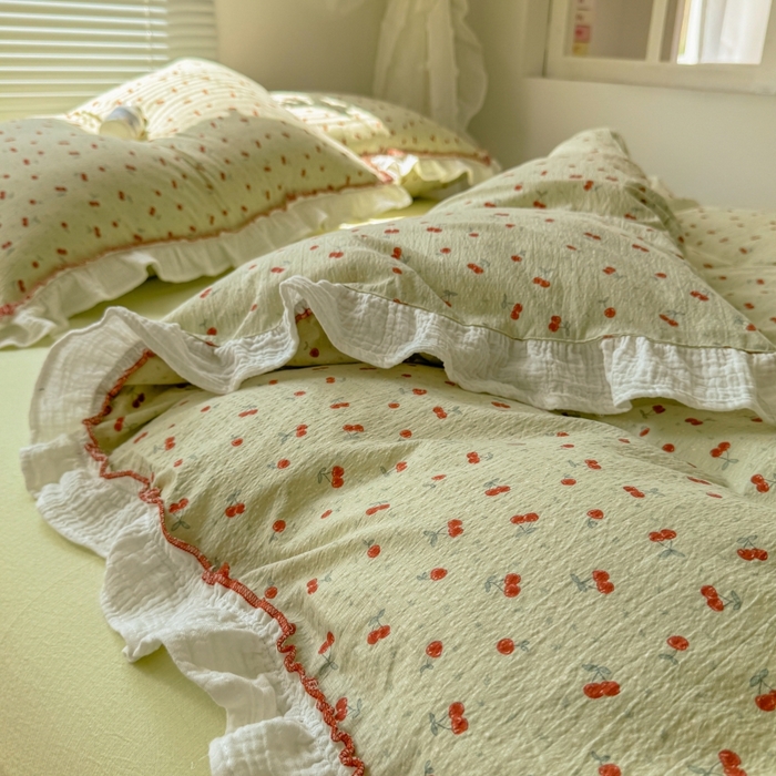 91家纺网 家纺一手货源 找家纺 繁花家居 2025新款云感棉提花学生季超温柔小花边四件套 青樱