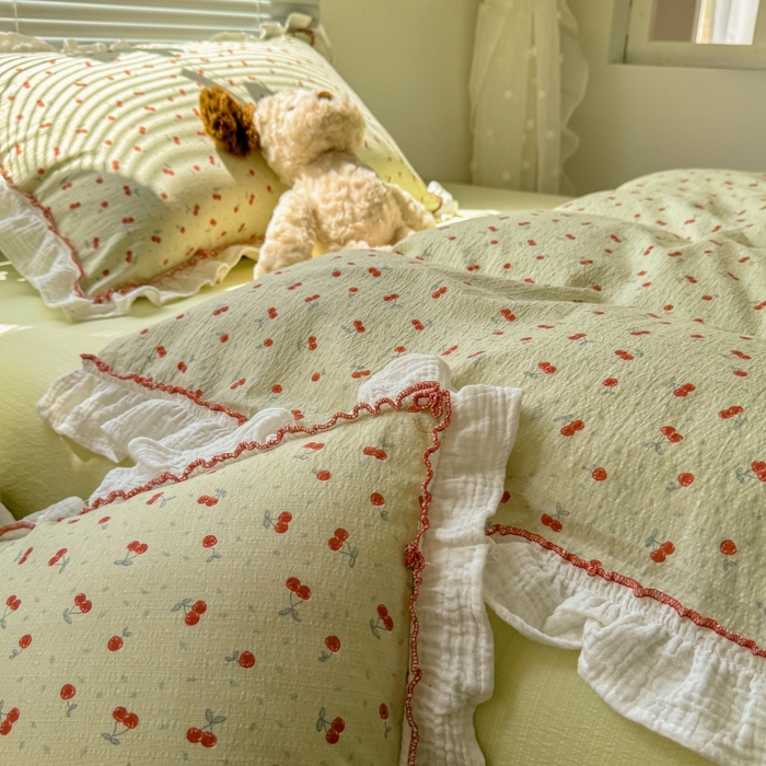 91家纺网 家纺一手货源 找家纺 繁花家居 2025新款云感棉提花学生季超温柔小花边四件套 青樱