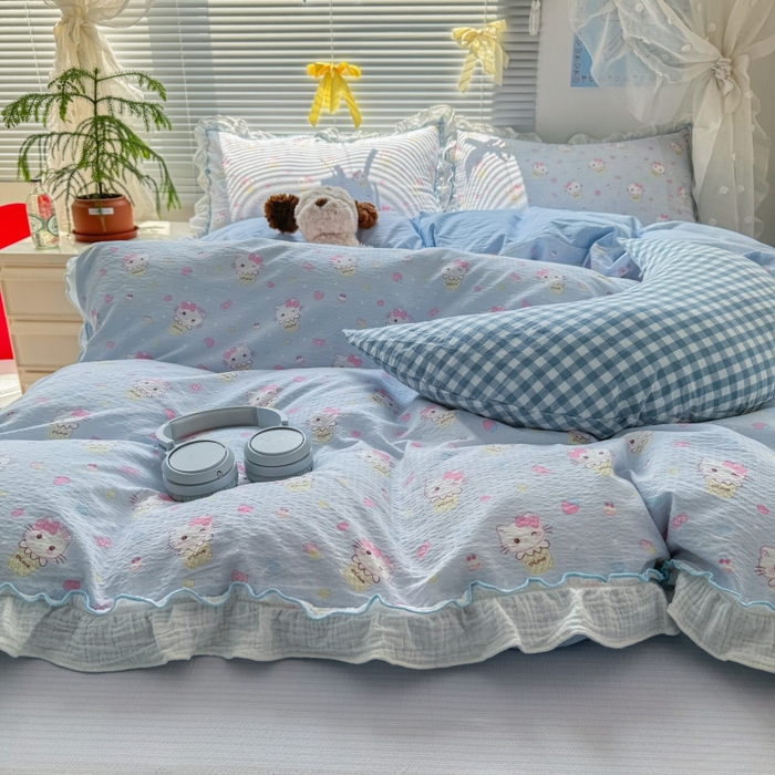 91家纺网 家纺一手货源 找家纺 繁花家居 2025新款云感棉提花学生季超温柔小花边四件套 圣代甜喵-蓝