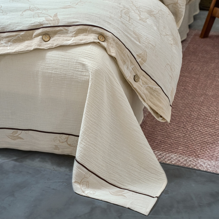 91家纺网 家纺一手货源 找家纺 春皖家纺 2025新款棉麻大提花双层纱系列四件套-纽扣款 以茉