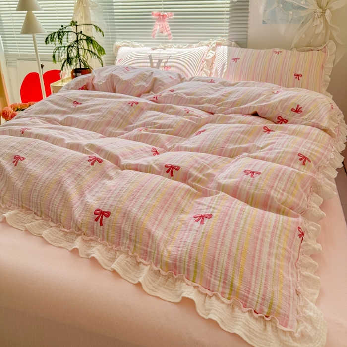 91家纺网 家纺一手货源 找家纺 繁花家居 2025新款云感棉提花学生季超温柔小花边四件套 一路生花