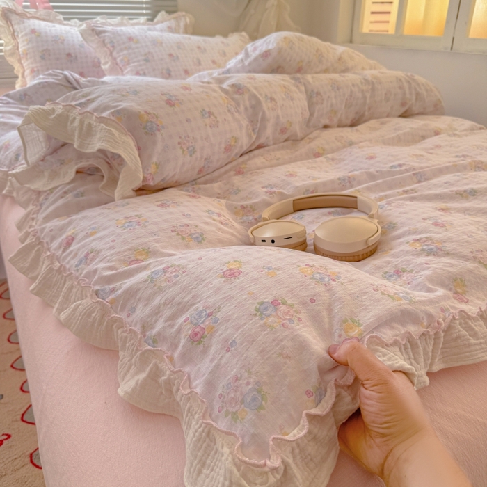 91家纺网 家纺一手货源 找家纺 繁花家居 2025新款云感棉提花学生季超温柔小花边四件套 云水谣