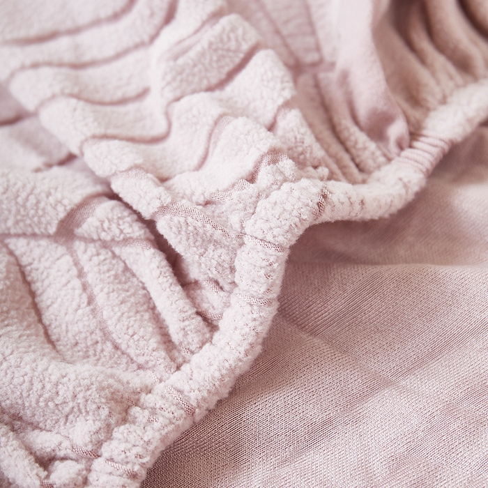 91家纺网 家纺一手货源 找家纺 （总）丝绮鹿 2025新款羊羔绒直排松紧款沙发套-枫叶