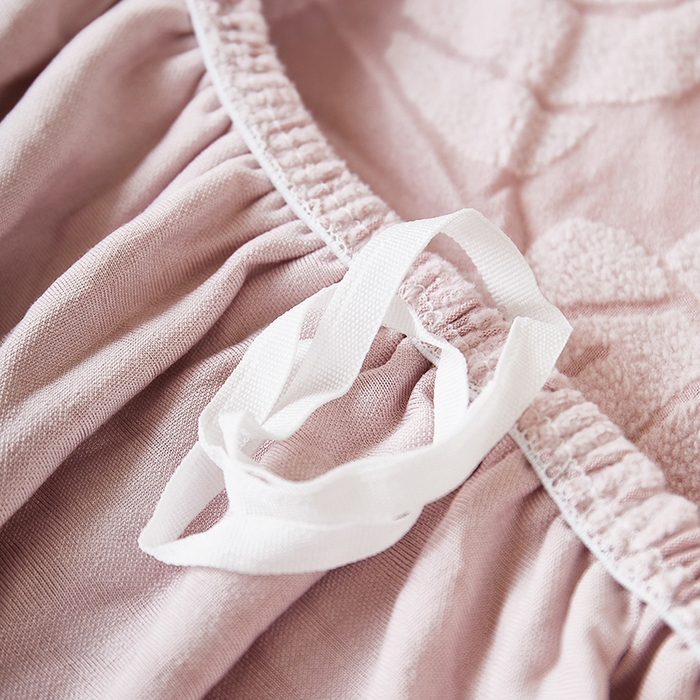 91家纺网 家纺一手货源 找家纺 （总）丝绮鹿 2025新款羊羔绒直排松紧款沙发套-枫叶