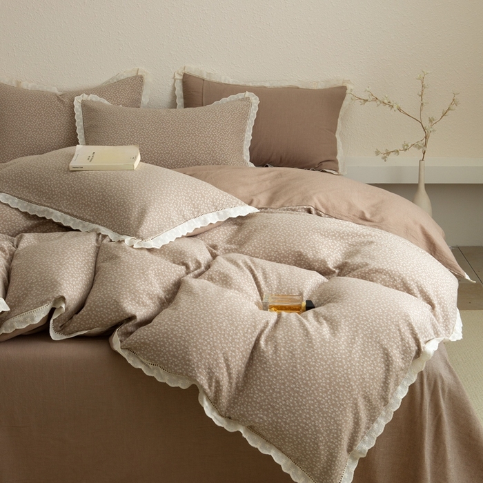 91家纺网 家纺一手货源 找家纺 忘忧草 2025新款全棉纯棉色织提花四件套-花漾 花漾-咖