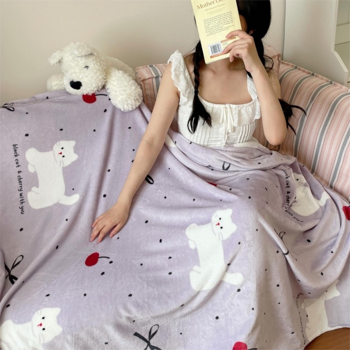 91家纺网 家纺一手货源 找家纺 顾里家纺 2025新款ins少女奶油治愈双面牛奶绒毯 小紫猫