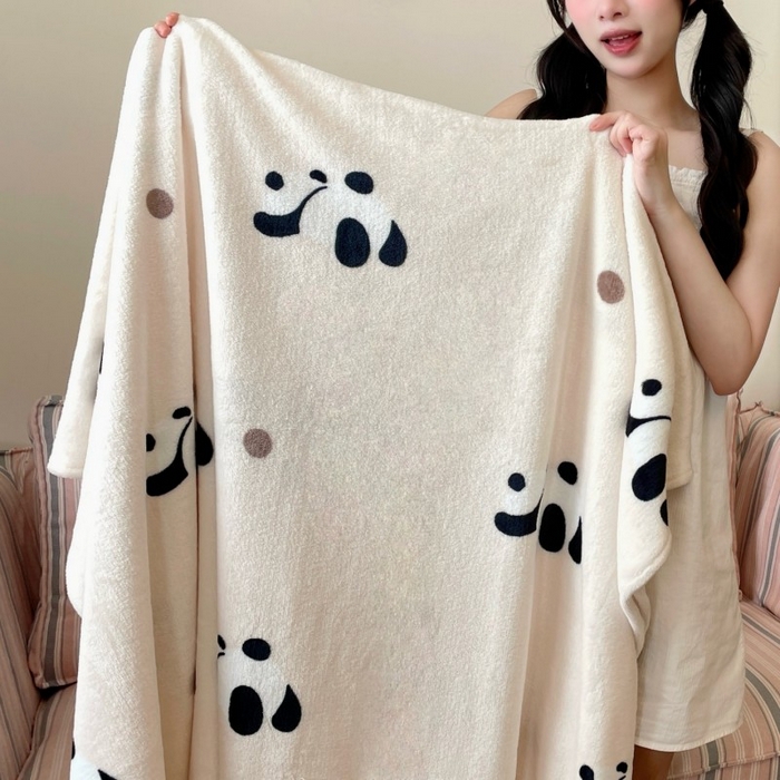 91家纺网 家纺一手货源 找家纺 顾里家纺 2025新款ins少女奶油治愈双面牛奶绒毯 波点熊猫