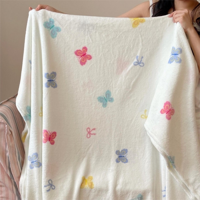 91家纺网 家纺一手货源 找家纺 顾里家纺 2025新款ins少女奶油治愈双面牛奶绒毯 彩色蝴蝶