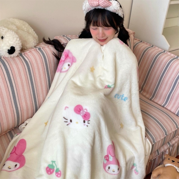 91家纺网 家纺一手货源 找家纺 顾里家纺 2025新款ins少女奶油治愈双面牛奶绒毯 草莓伙伴