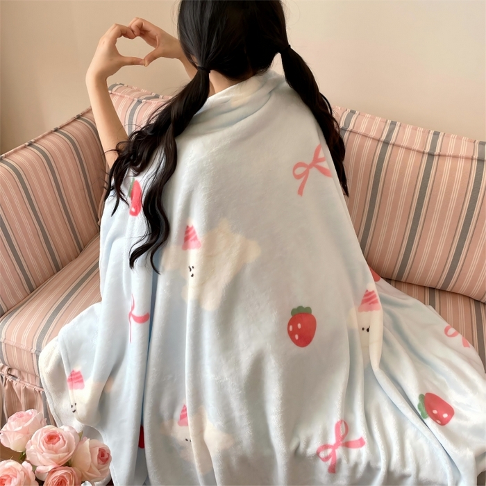 91家纺网 家纺一手货源 找家纺 顾里家纺 2025新款ins少女奶油治愈双面牛奶绒毯 草莓小狗