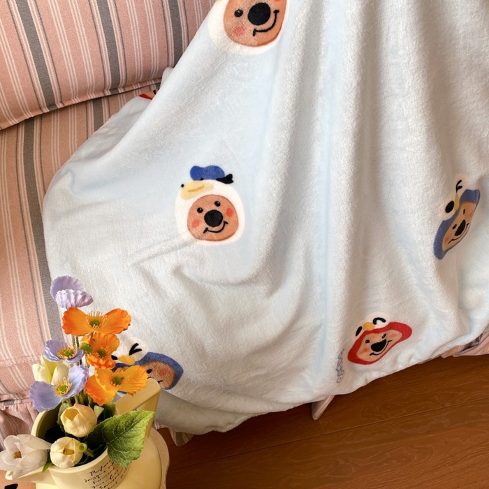 91家纺网 家纺一手货源 找家纺 顾里家纺 2025新款ins少女奶油治愈双面牛奶绒毯 大眼熊