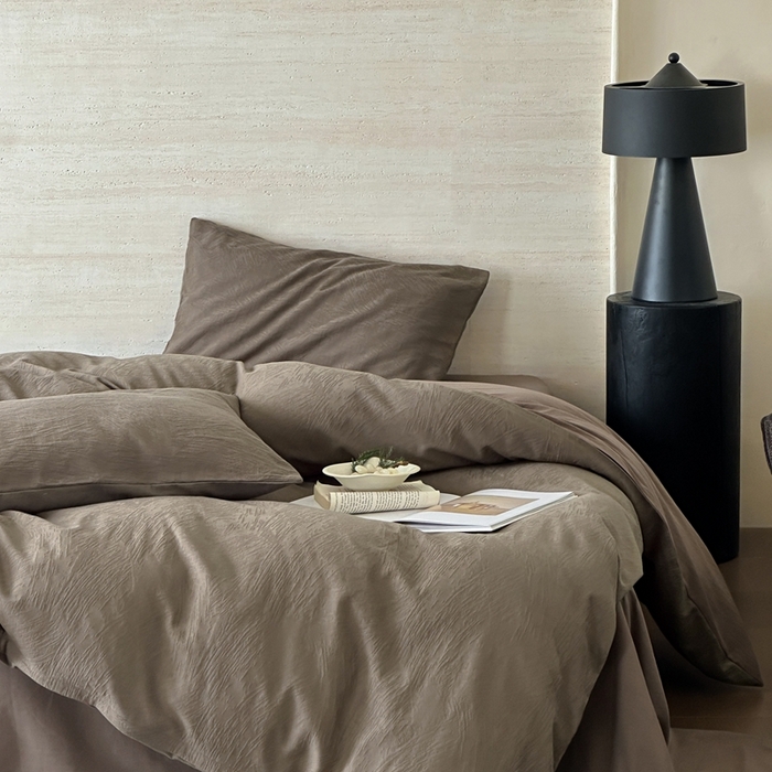 91家纺网 家纺一手货源 找家纺 梦享生活家居 2025新款全棉纯棉三层肌理提花四件套-素写系列（会员减10） 素写-可可棕