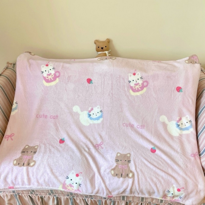 91家纺网 家纺一手货源 找家纺 顾里家纺 2025新款ins少女奶油治愈双面牛奶绒毯 梅酱猫猫