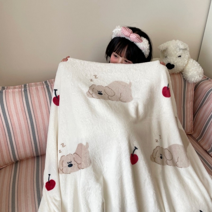 91家纺网 家纺一手货源 找家纺 顾里家纺 2025新款ins少女奶油治愈双面牛奶绒毯 趴趴熊