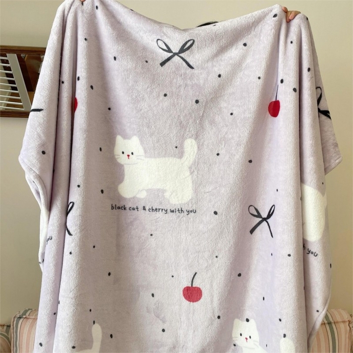 91家纺网 家纺一手货源 找家纺 顾里家纺 2025新款ins少女奶油治愈双面牛奶绒毯 小紫猫