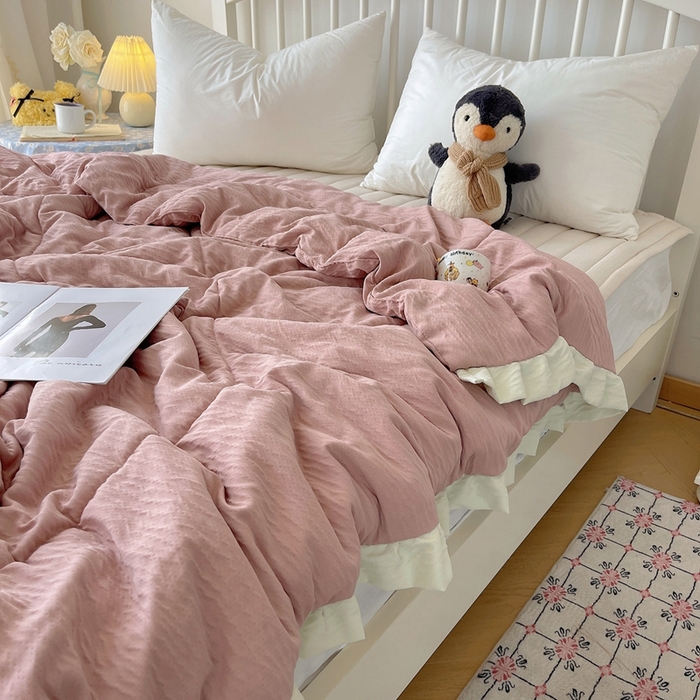 91家纺网 家纺一手货源 找家纺 （总）顾里家纺 2025春夏新款韩系花边皱皱纱夏被夏凉被空调被