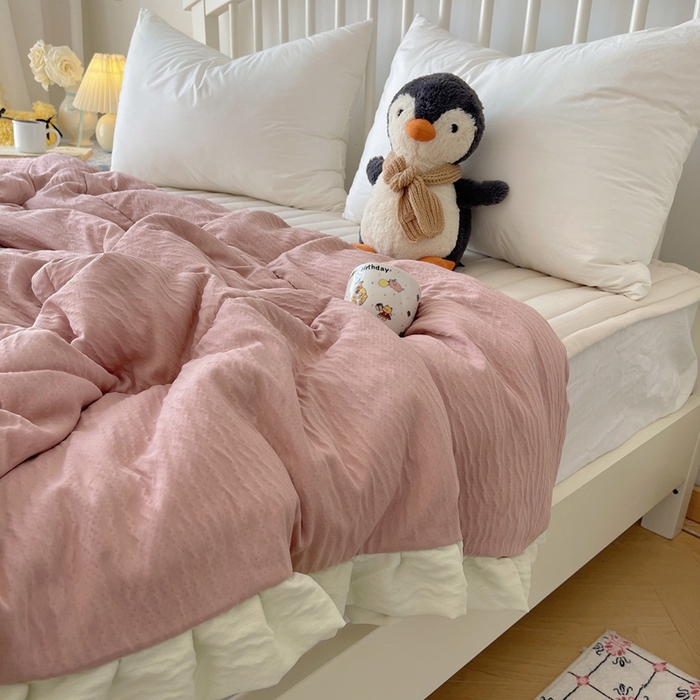 91家纺网 家纺一手货源 找家纺 顾里家纺 2025春夏新款韩系花边皱皱纱夏被夏凉被空调被 芭乐薄荷