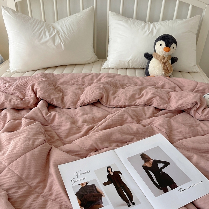 91家纺网 家纺一手货源 找家纺 顾里家纺 2025春夏新款韩系花边皱皱纱夏被夏凉被空调被 芭乐薄荷