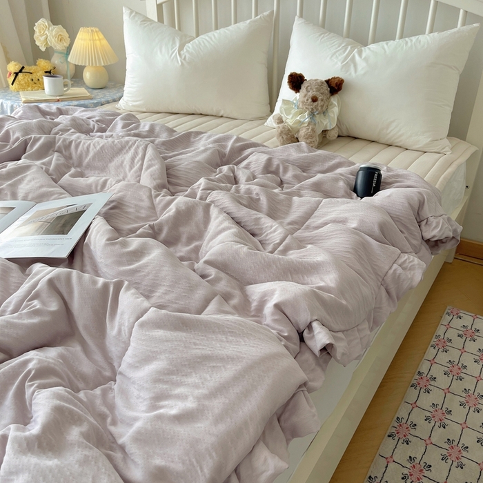 91家纺网 家纺一手货源 找家纺 顾里家纺 2025春夏新款韩系花边皱皱纱夏被夏凉被空调被 淡雾紫