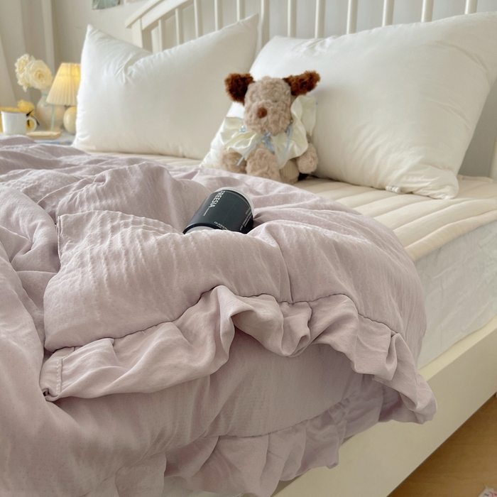 91家纺网 家纺一手货源 找家纺 顾里家纺 2025春夏新款韩系花边皱皱纱夏被夏凉被空调被 淡雾紫