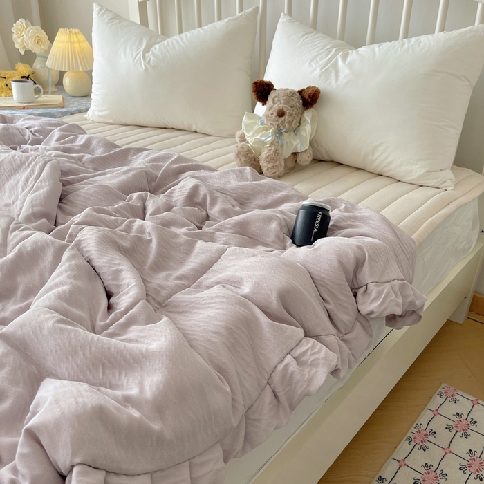 91家纺网 家纺一手货源 找家纺 顾里家纺 2025春夏新款韩系花边皱皱纱夏被夏凉被空调被 淡雾紫