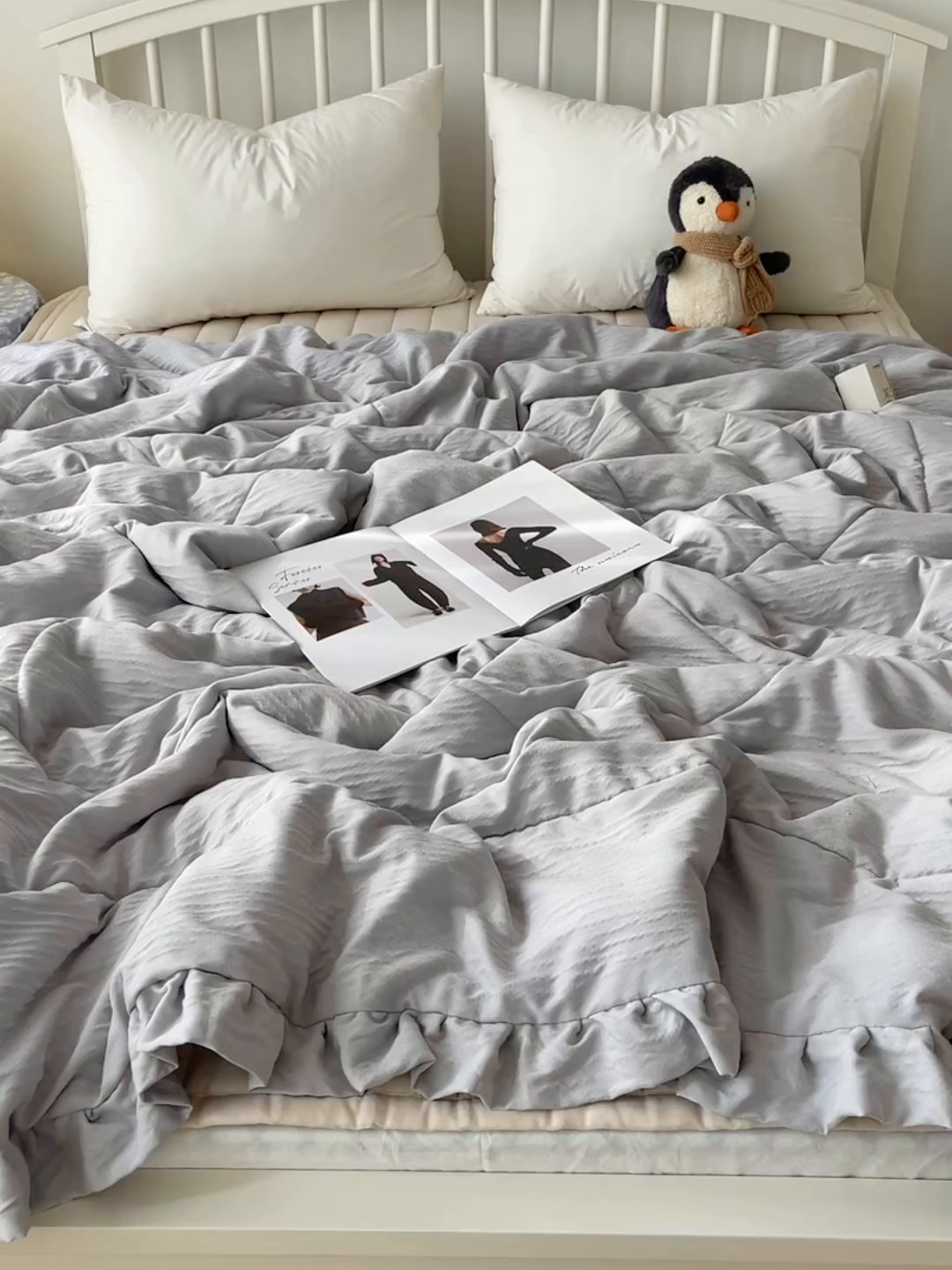 91家纺网 家纺一手货源 找家纺 顾里家纺 2025春夏新款韩系花边皱皱纱夏被夏凉被空调被 格林灰