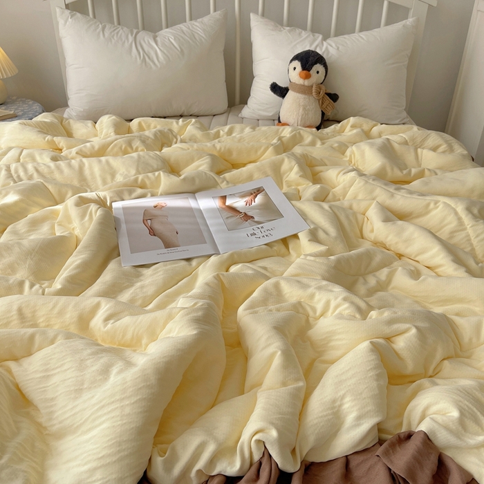 91家纺网 家纺一手货源 找家纺 顾里家纺 2025春夏新款韩系花边皱皱纱夏被夏凉被空调被 黄油可露