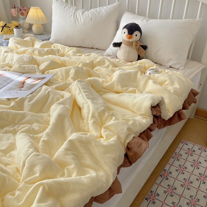 91家纺网 家纺一手货源 找家纺 顾里家纺 2025春夏新款韩系花边皱皱纱夏被夏凉被空调被 黄油可露