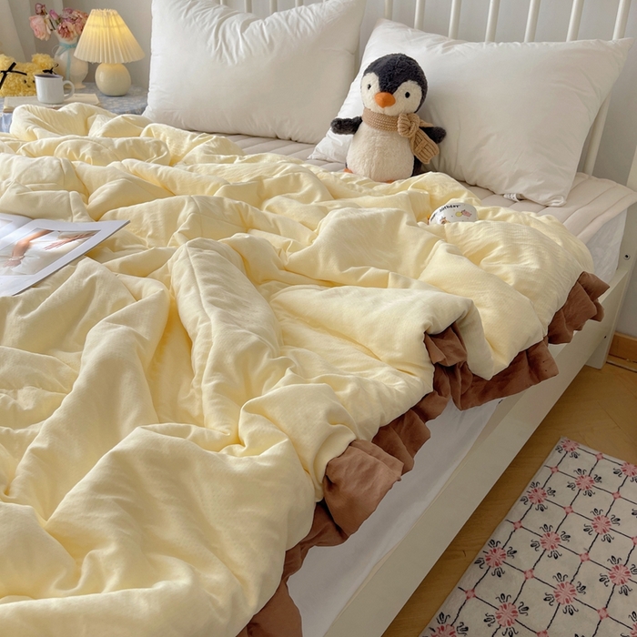 91家纺网 家纺一手货源 找家纺 顾里家纺 2025春夏新款韩系花边皱皱纱夏被夏凉被空调被 黄油可露