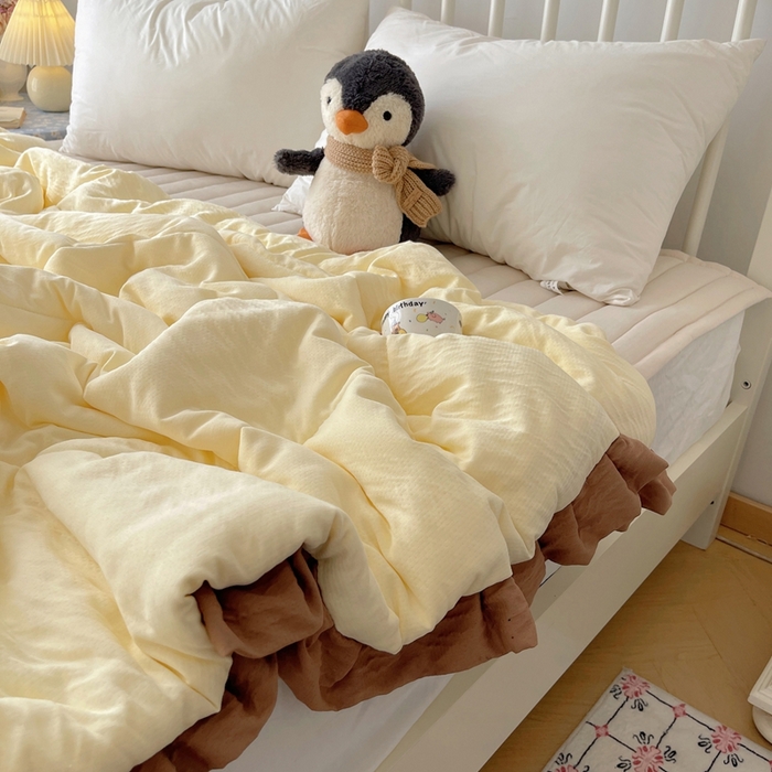 91家纺网 家纺一手货源 找家纺 顾里家纺 2025春夏新款韩系花边皱皱纱夏被夏凉被空调被 黄油可露