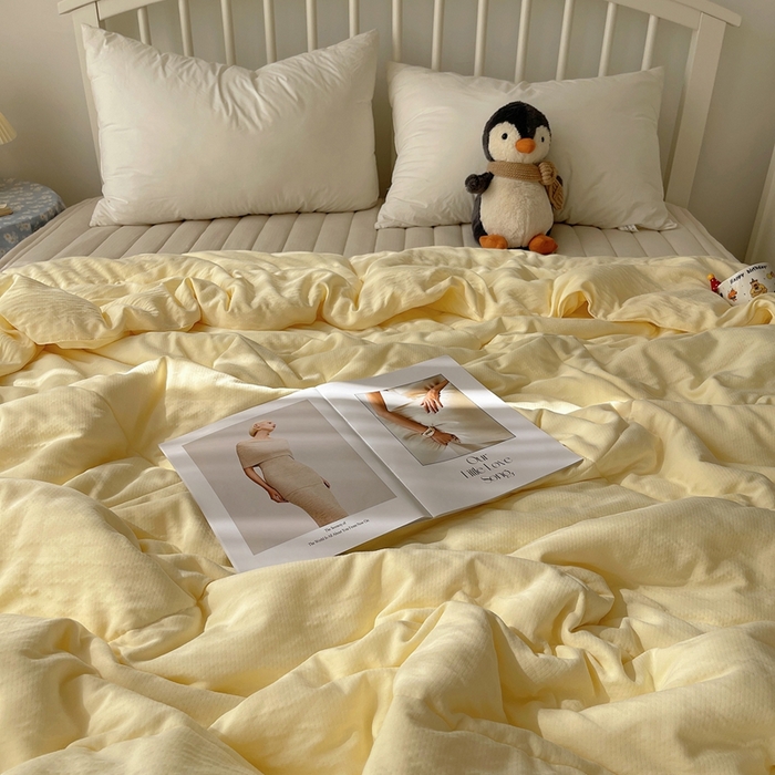 91家纺网 家纺一手货源 找家纺 顾里家纺 2025春夏新款韩系花边皱皱纱夏被夏凉被空调被 黄油可露