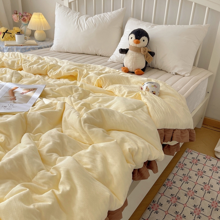 91家纺网 家纺一手货源 找家纺 顾里家纺 2025春夏新款韩系花边皱皱纱夏被夏凉被空调被 黄油可露