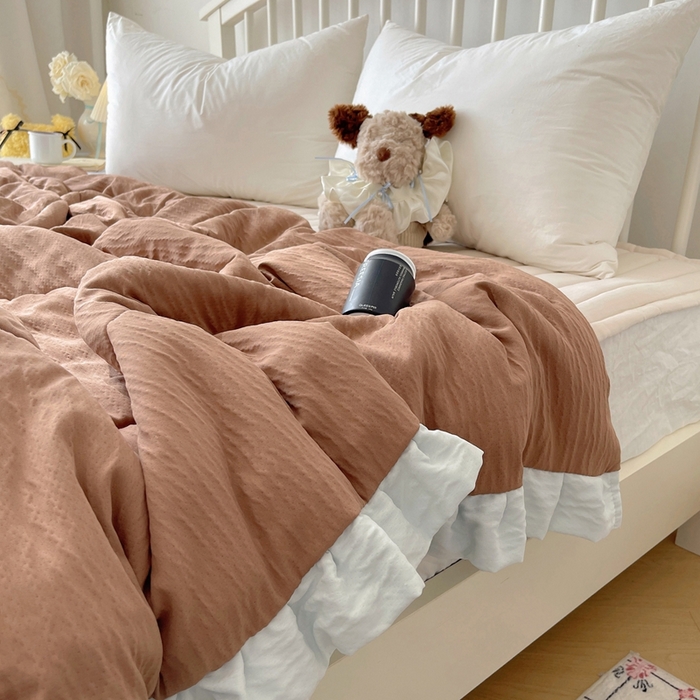 91家纺网 家纺一手货源 找家纺 顾里家纺 2025春夏新款韩系花边皱皱纱夏被夏凉被空调被 盐系可露