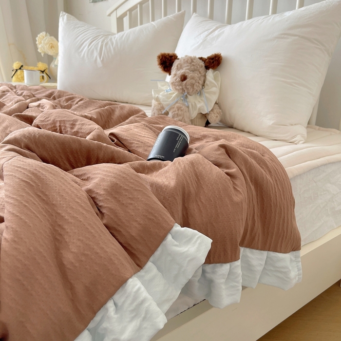 91家纺网 家纺一手货源 找家纺 顾里家纺 2025春夏新款韩系花边皱皱纱夏被夏凉被空调被 盐系可露