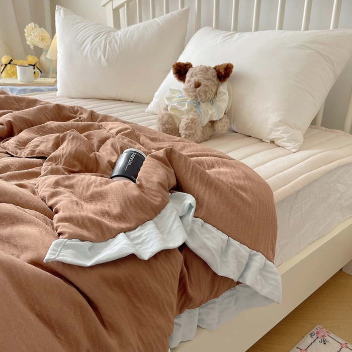 91家纺网 家纺一手货源 找家纺 顾里家纺 2025春夏新款韩系花边皱皱纱夏被夏凉被空调被 盐系可露