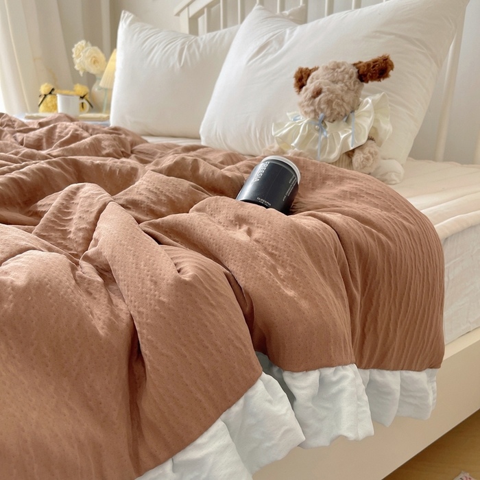 91家纺网 家纺一手货源 找家纺 顾里家纺 2025春夏新款韩系花边皱皱纱夏被夏凉被空调被 盐系可露