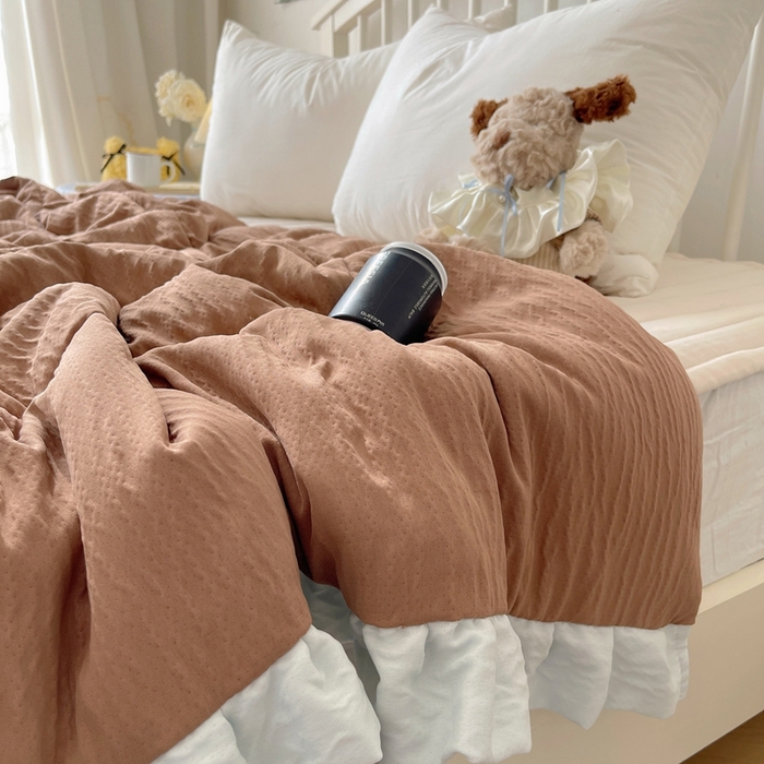 91家纺网 家纺一手货源 找家纺 顾里家纺 2025春夏新款韩系花边皱皱纱夏被夏凉被空调被 盐系可露