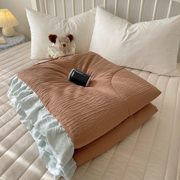 91家纺网 家纺一手货源 找家纺 顾里家纺 2025春夏新款韩系花边皱皱纱夏被夏凉被空调被 盐系可露