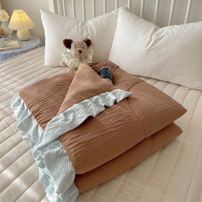 91家纺网 家纺一手货源 找家纺 顾里家纺 2025春夏新款韩系花边皱皱纱夏被夏凉被空调被 盐系可露