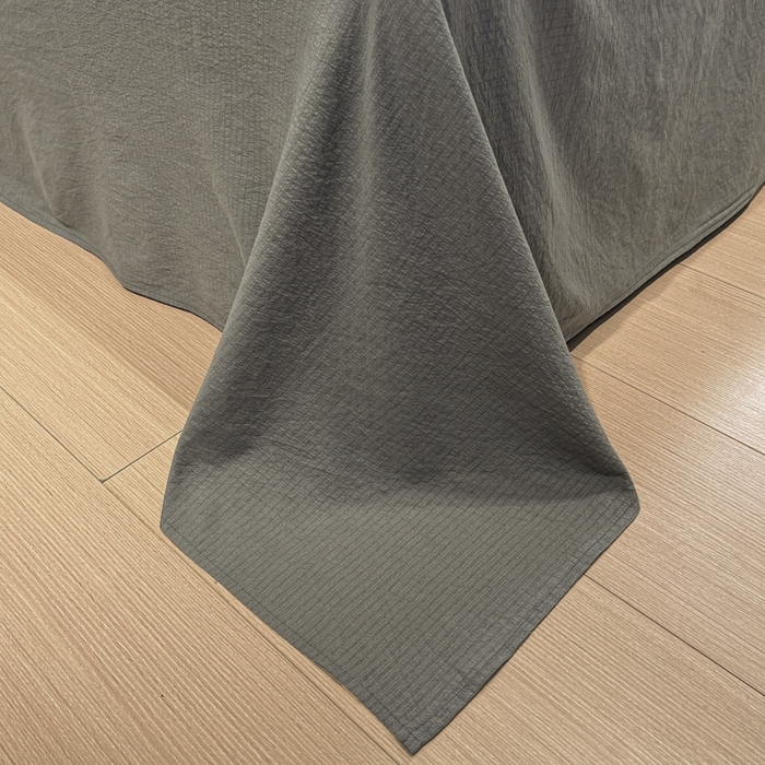 91家纺网 家纺一手货源 找家纺 王朝国际 2026爆款皱皱双层纱四件套彩色波点