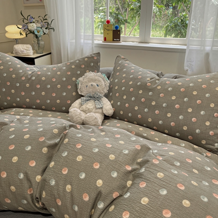 91家纺网 家纺一手货源 找家纺 王朝国际 2026爆款皱皱双层纱四件套彩色波点